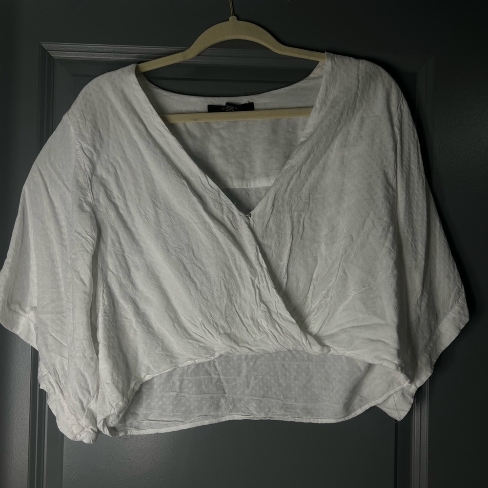 Forever 21 v-cut flowy shirt